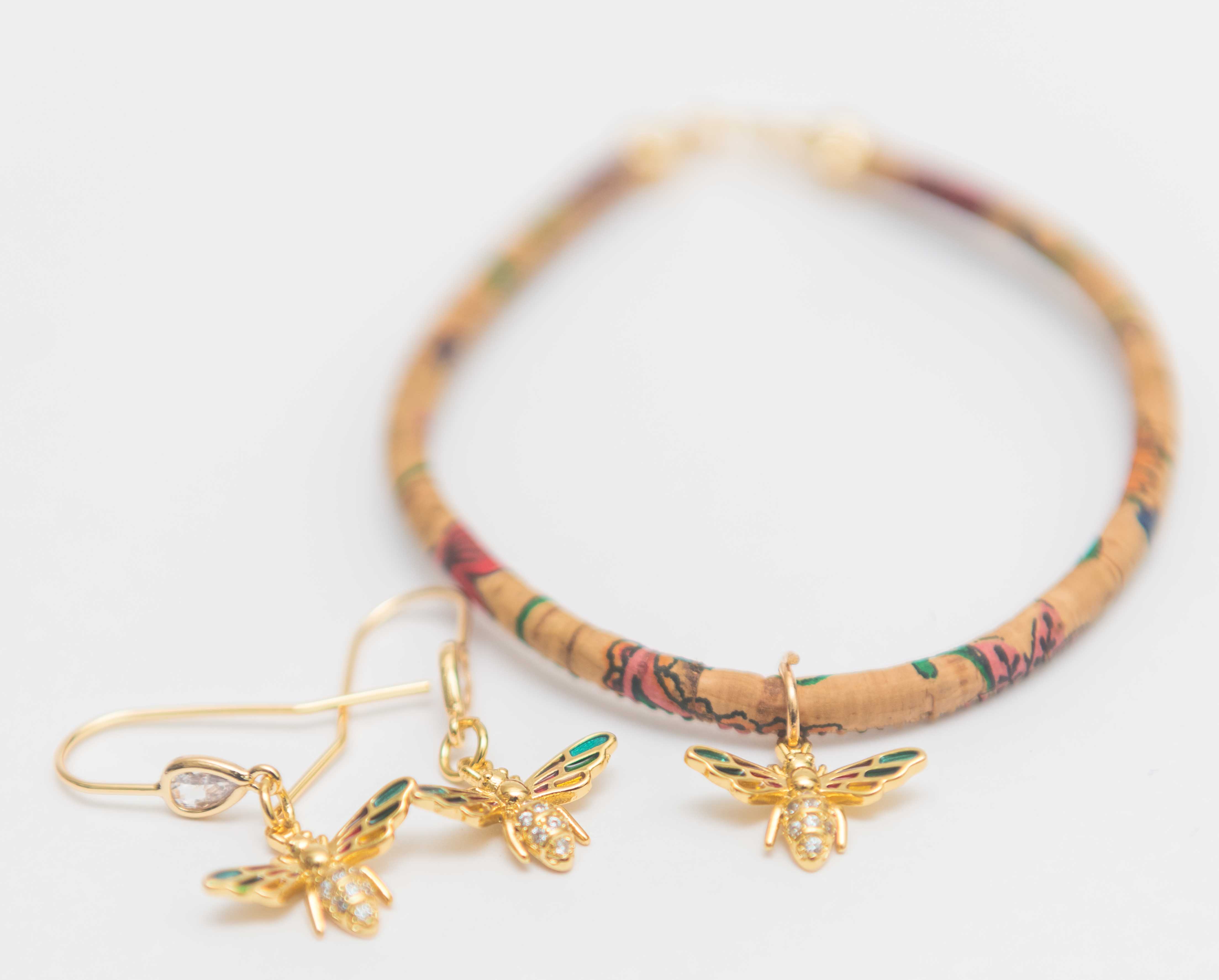 Bracelet et Boucles d'oreilles en libellule strassé image